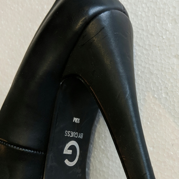 Simple black platform pumps - Picture 2 of 3